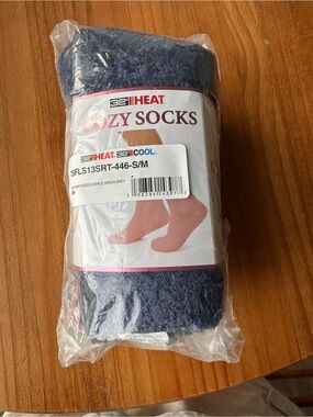32 Degrees Cozy Fuzzy Socks -3 Pair